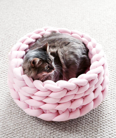 Handmade Marshmallow Twist Bed